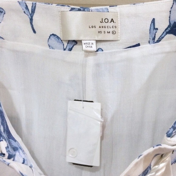 J.O.A. Floral Belted Linen Shorts Sz Lg New Flat Front High Rise Pockets - Picture 3 of 5